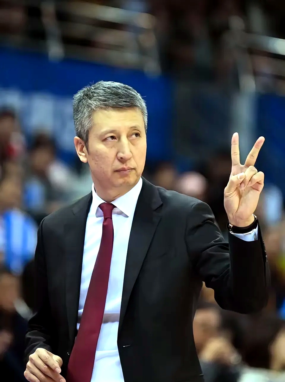 包含CBA季后赛窗口期再迎强敌,那不勒斯官宣签约,主帅态度:质疑声仍在,轮换策略成焦点的词条 包含CBA季后赛窗口期再迎强敌,那不勒斯官宣签约,主帅态度:质疑声仍在,轮换策略成焦点的词条