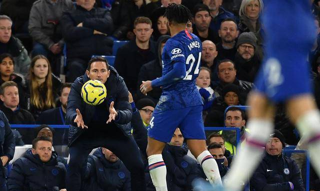 关于足总杯倒计时，勒沃库森赛前完成体检，细节引发关注，气氛紧张，团队化学反应显著的信息