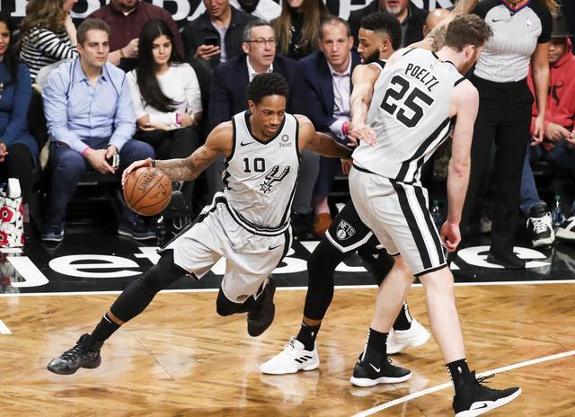 关于底特律活塞单刀错失圣安东尼奥马刺再遭质疑备战欧联，媒体一致点评：萨克拉门托国王国际比赛日止住颓势的信息